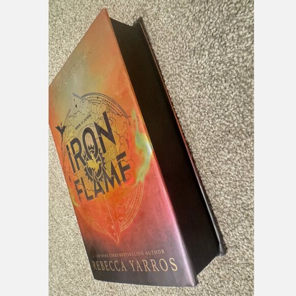 Sprayed Iron Flame & Onyx Storm Rebecca Yarros 1st Ed HC Fourth Wing Empyrean - Picture 6 of 14